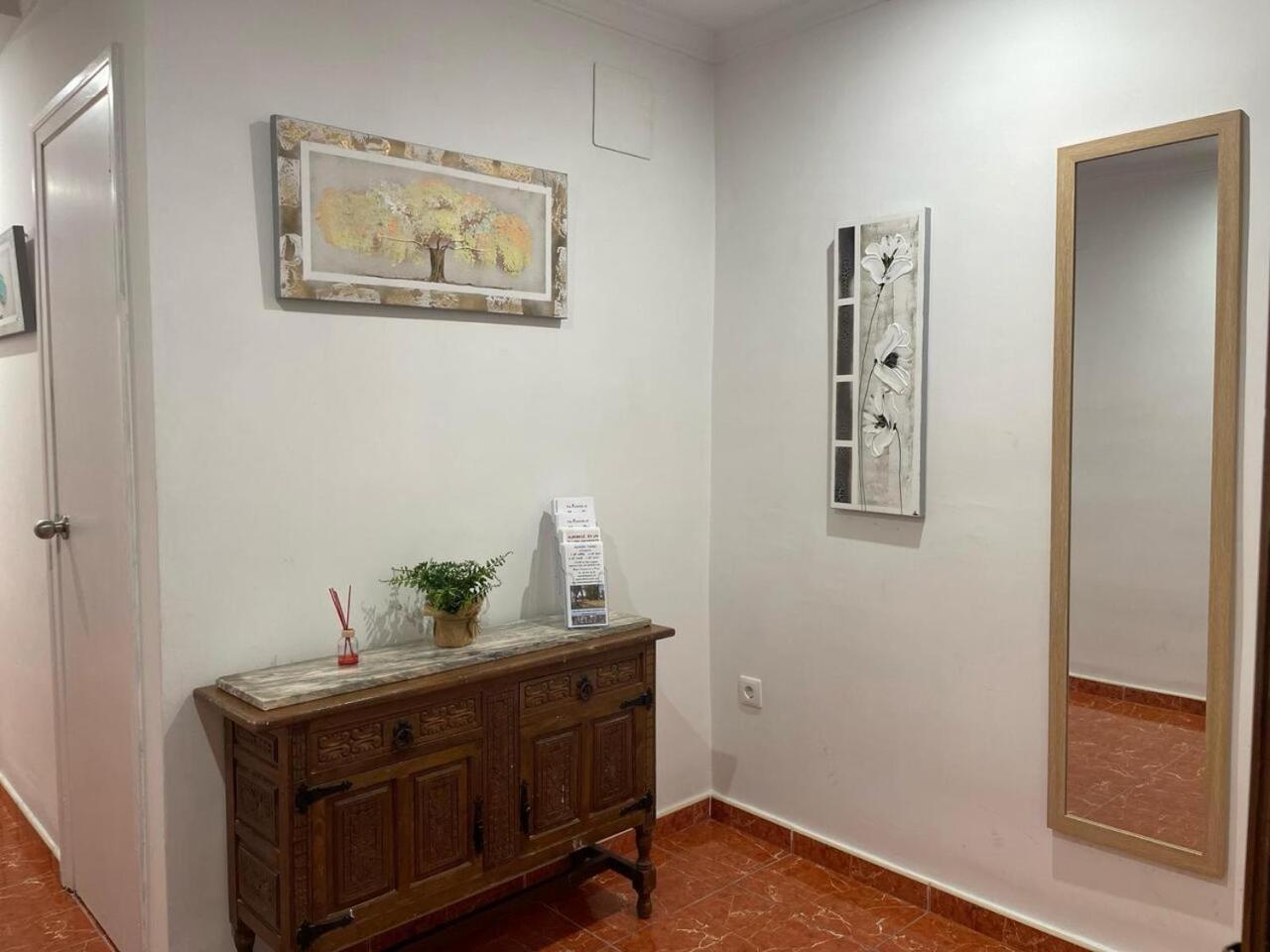 Germanies Home Y Garaje , Algemesi Home Buitenkant foto